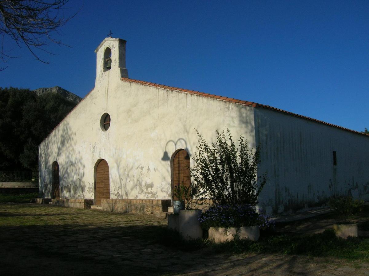 Le Villette Santa Maria Navarrese Buitenkant foto